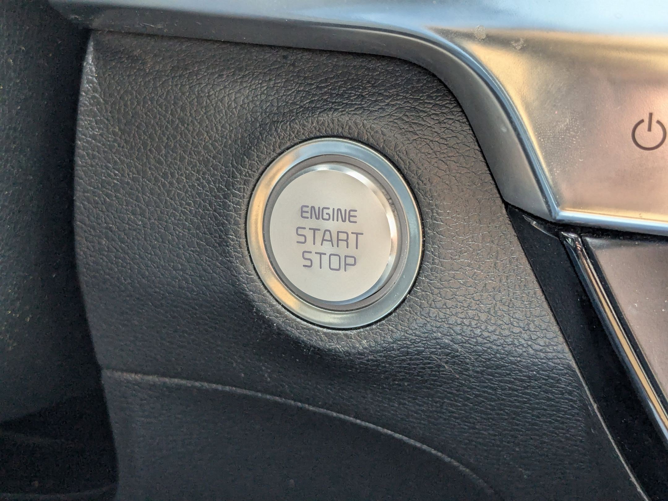 Certified 2022 Kia Telluride SX w/ SX Prestige Package image 18