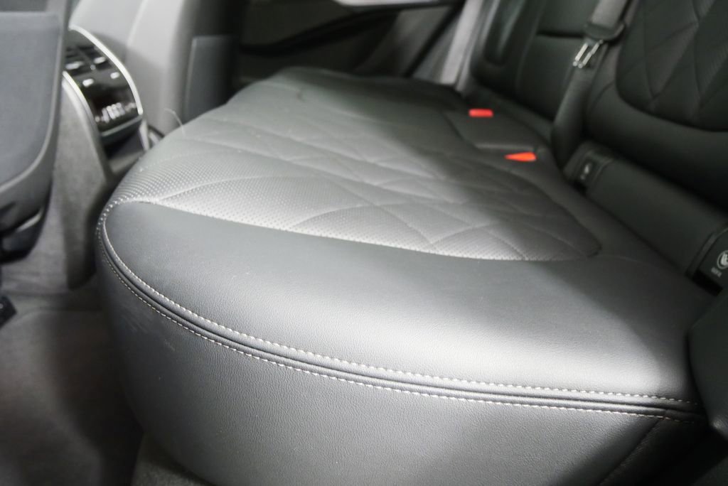 Used 2025 BMW X5 xDrive40i image 15