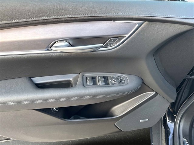 New 2025 Cadillac XT5 Luxury w/ LPO, Floor Liner Package image 15