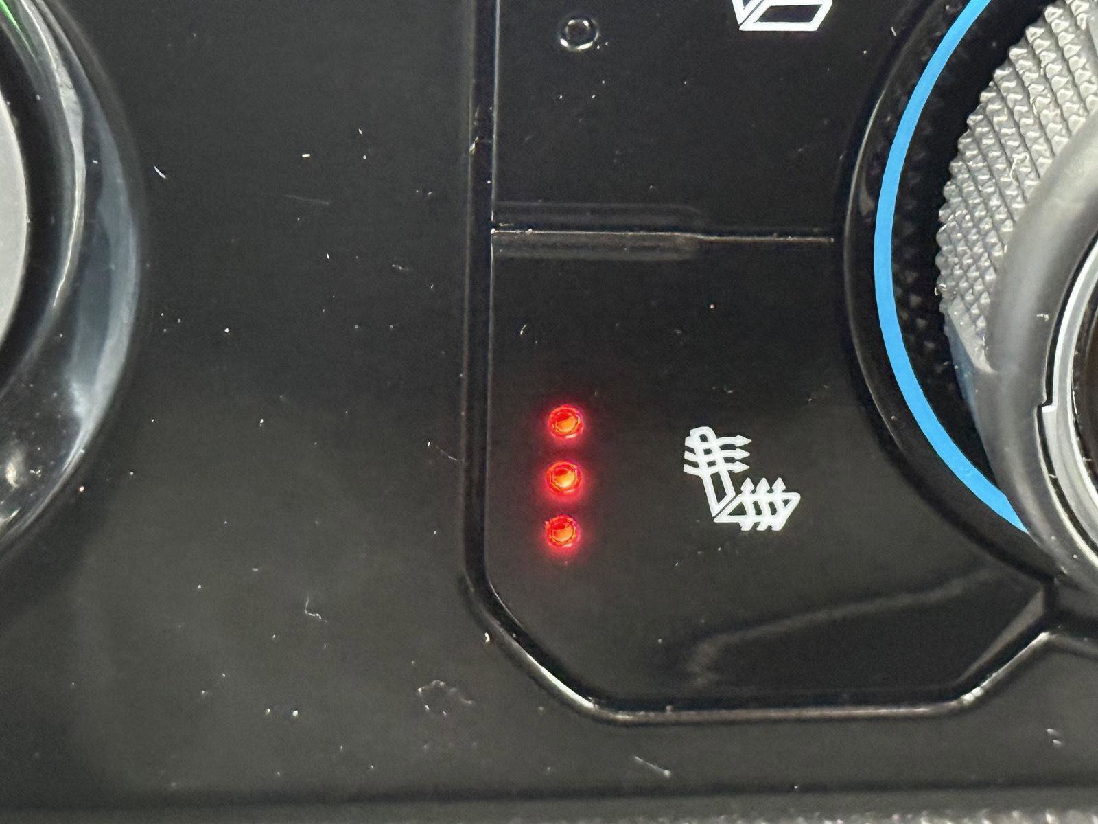 Used 2022 Chevrolet Silverado 1500 LT image 17