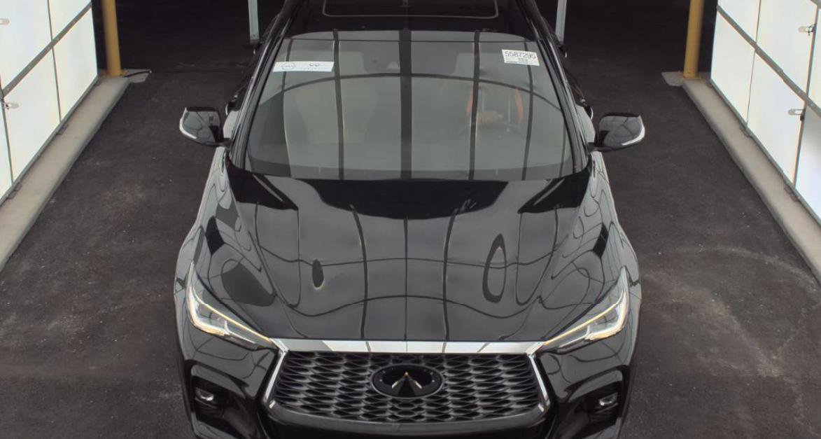 Certified 2023 INFINITI QX55 Luxe w/ Cargo Package image 2