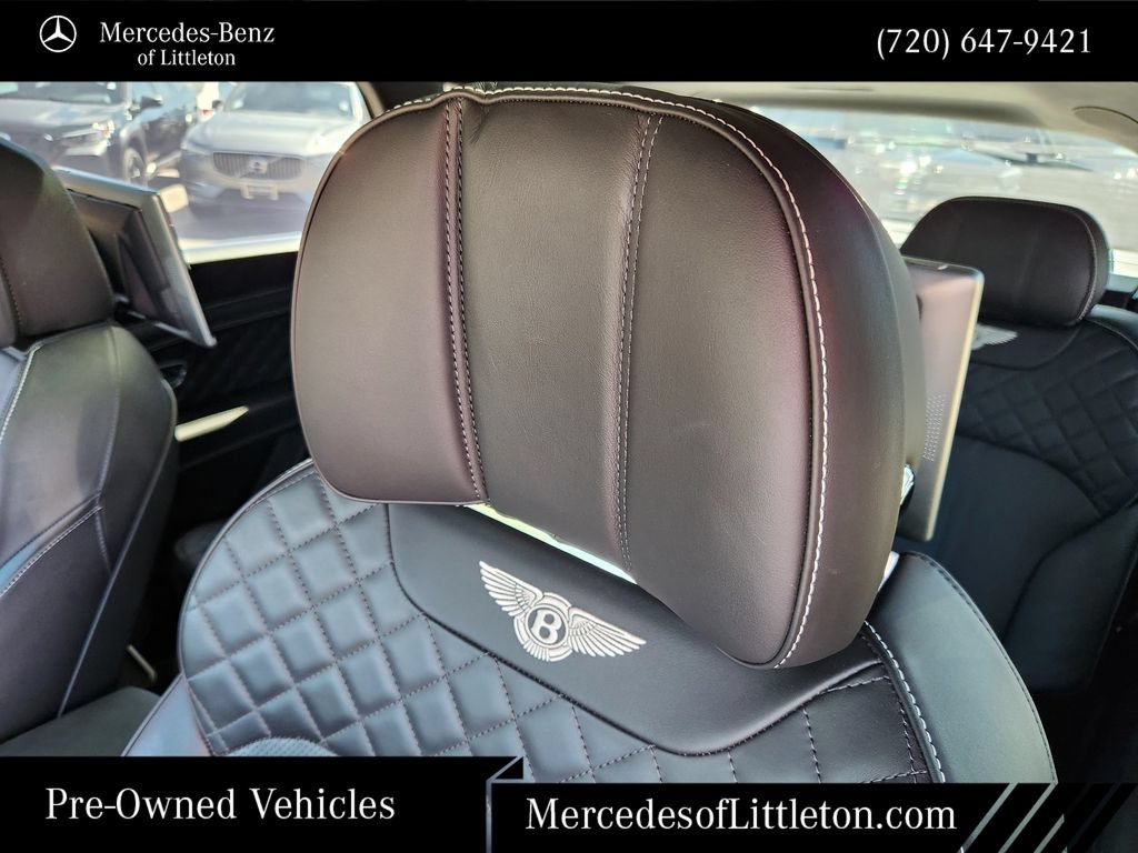 Used 2018 Bentley Bentayga AWD/4WD image 13