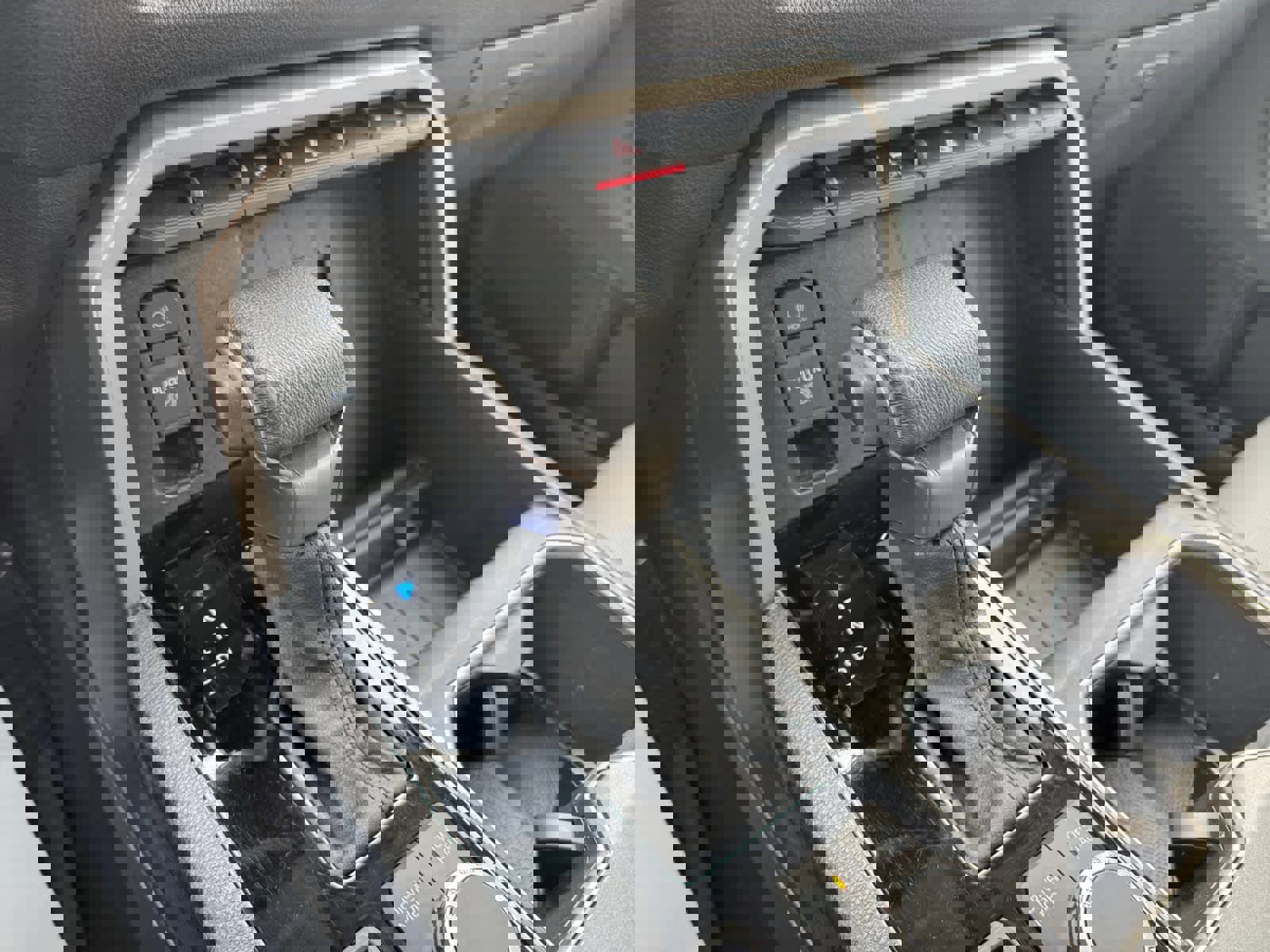 Used 2024 Toyota Tundra SR5 w/ SR5 Premium Package AWD/4WD image 7