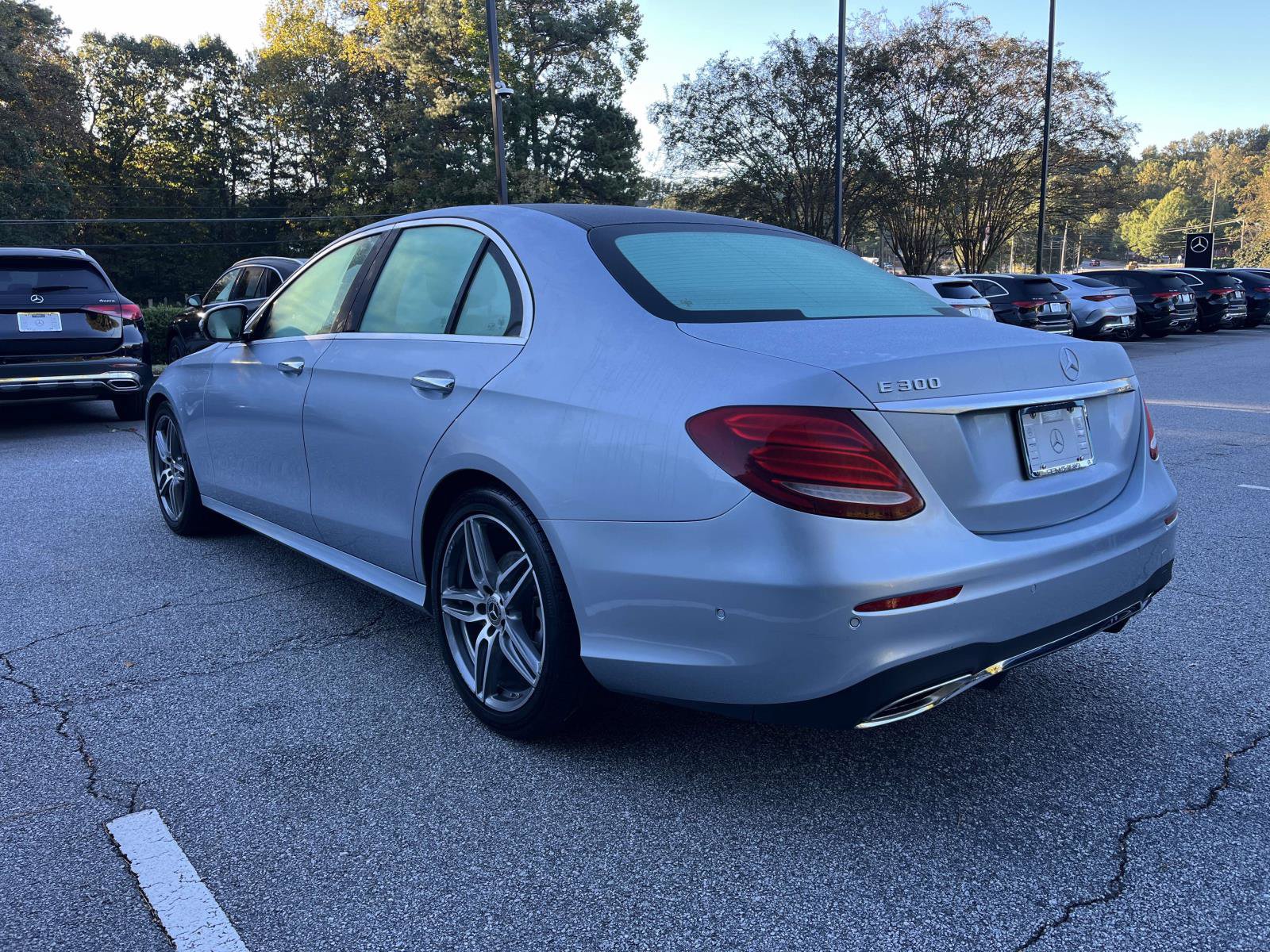 Used 2018 Mercedes-Benz E 300 image 13