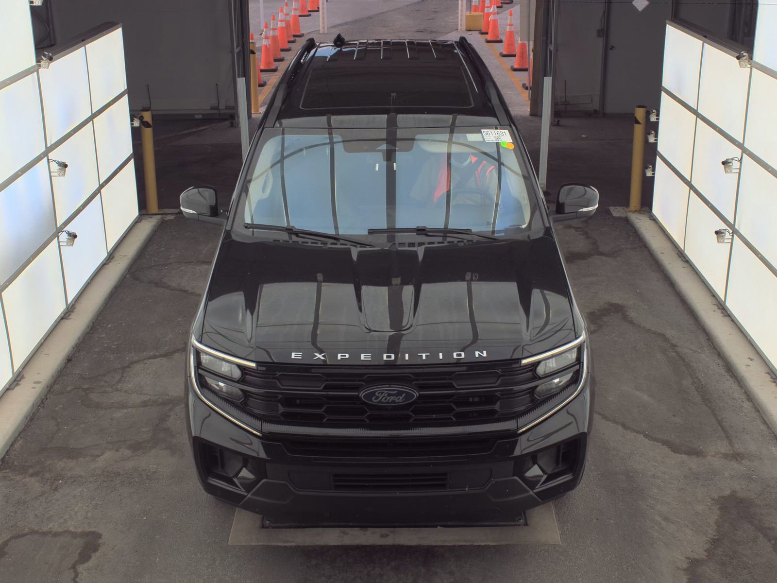 Used 2025 Ford Expedition Max Active AWD/4WD image 31