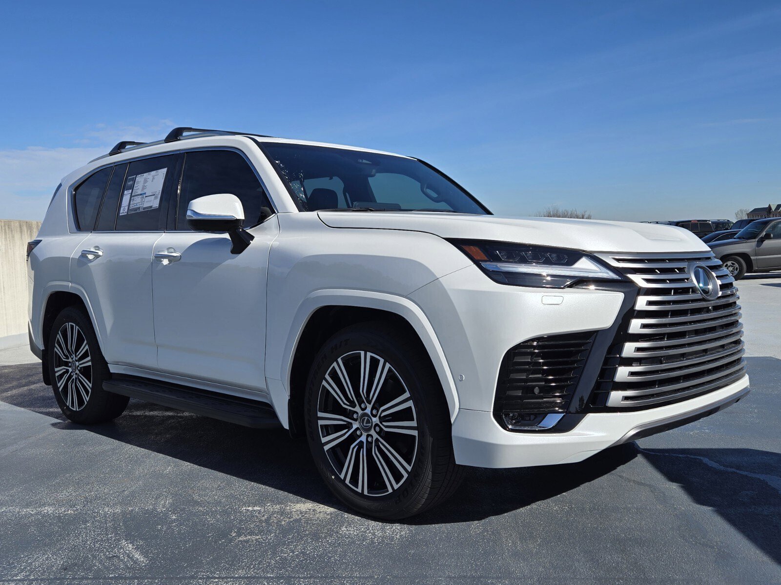 New 2026 Lexus LX 700h Luxury image 9
