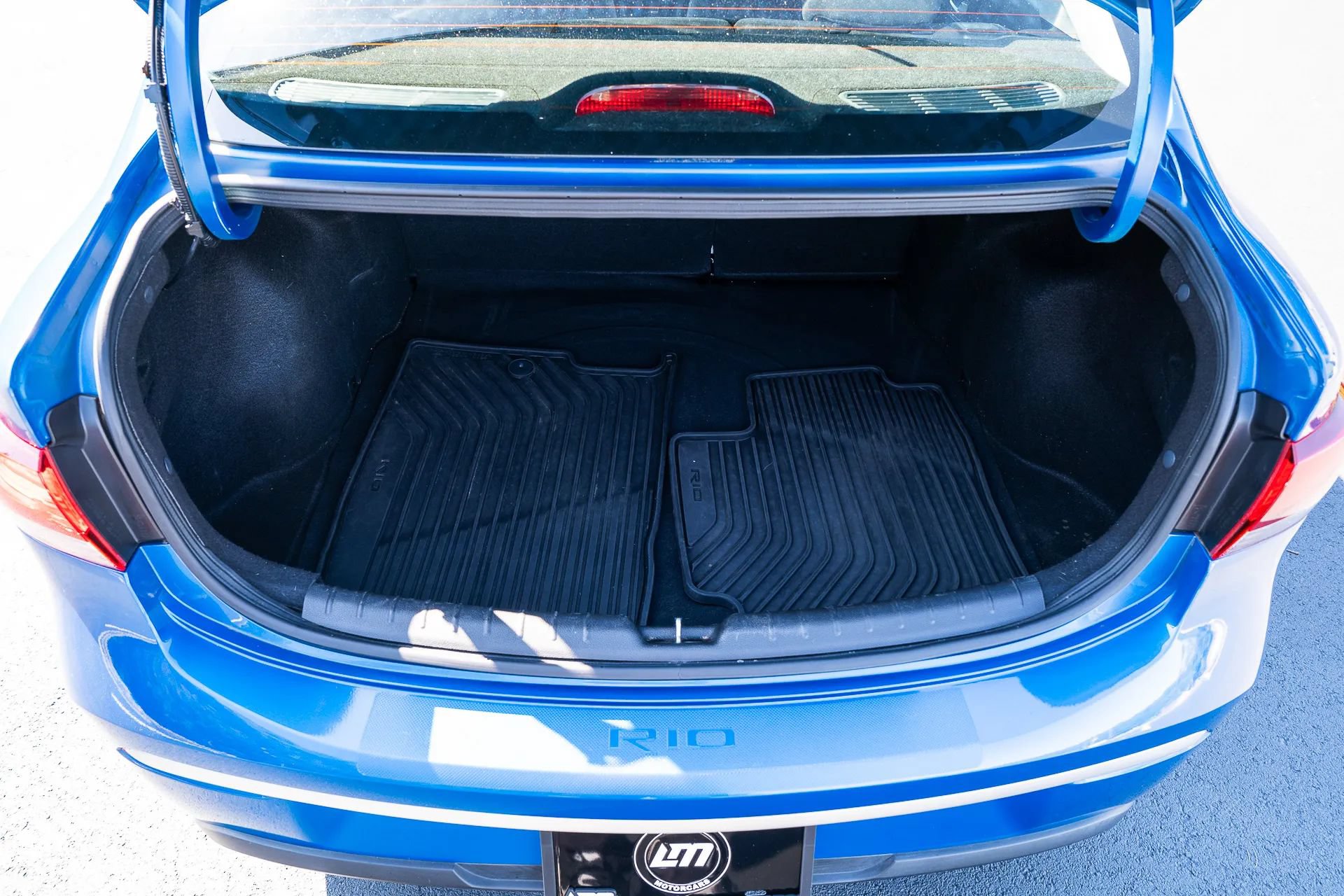 Used 2022 Kia Rio S FWD image 8