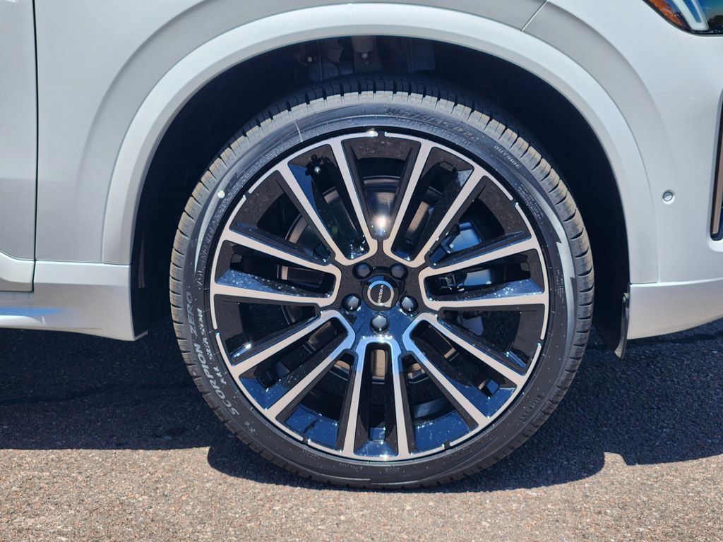 New 2026 Volvo XC90 B6 Plus w/ Protection Package Premier AWD/4WD image 30
