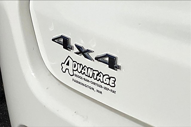 Used 2017 Jeep Compass Limited w/ Navigation Group image 33