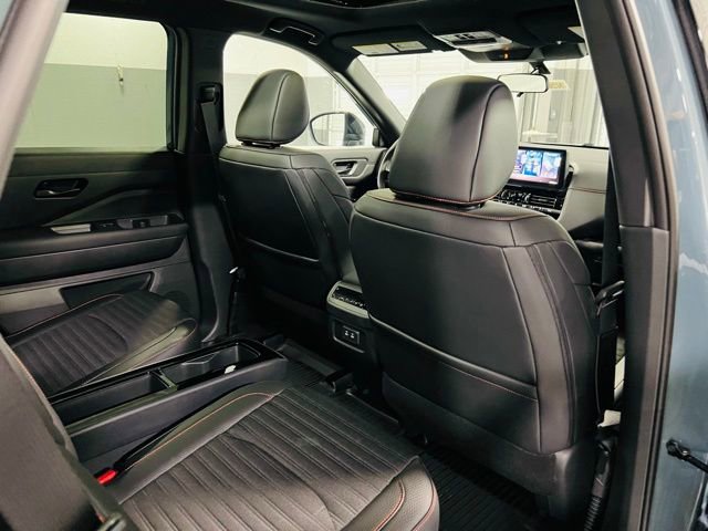 New 2026 Nissan Pathfinder Rock Creek AWD/4WD image 32