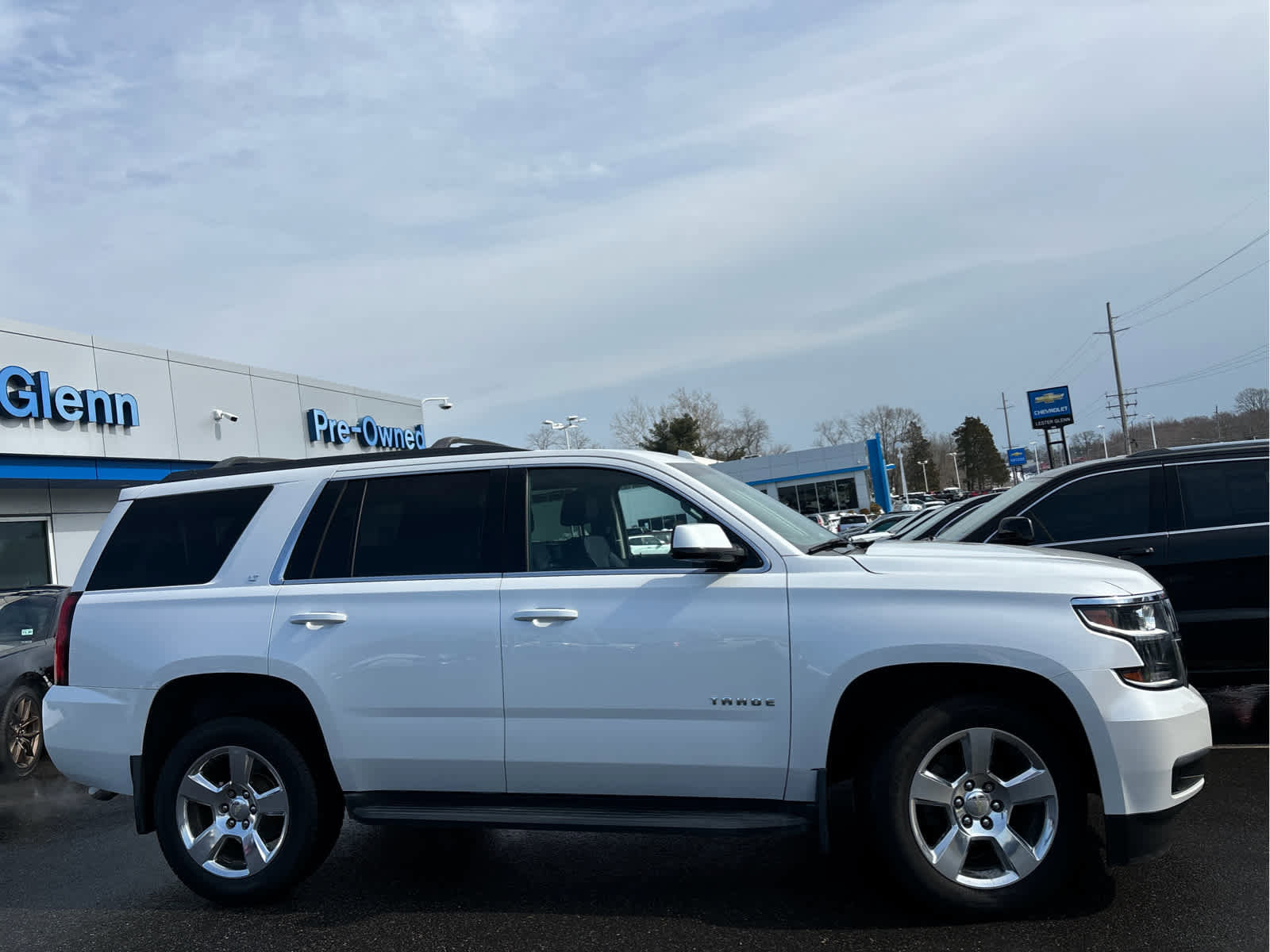 Used 2016 Chevrolet Tahoe LT image 3