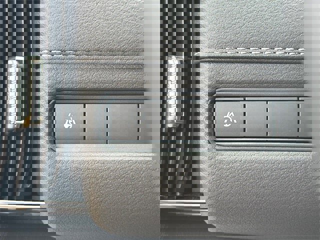 New 2026 Nissan Armada SV image 21