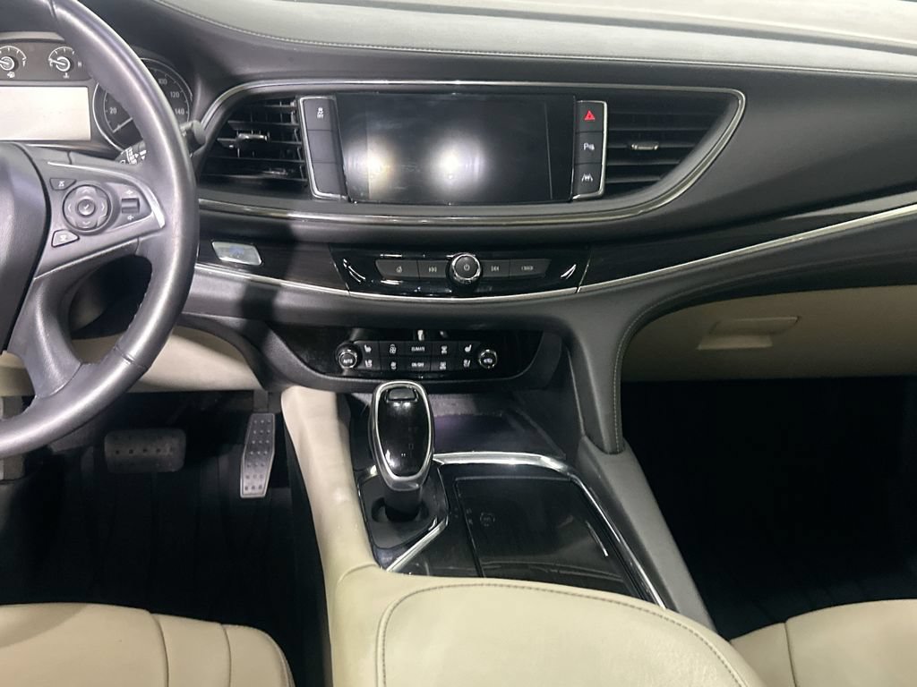 Used 2020 Buick Enclave Premium w/ Sun and Sites Package FWD image 19
