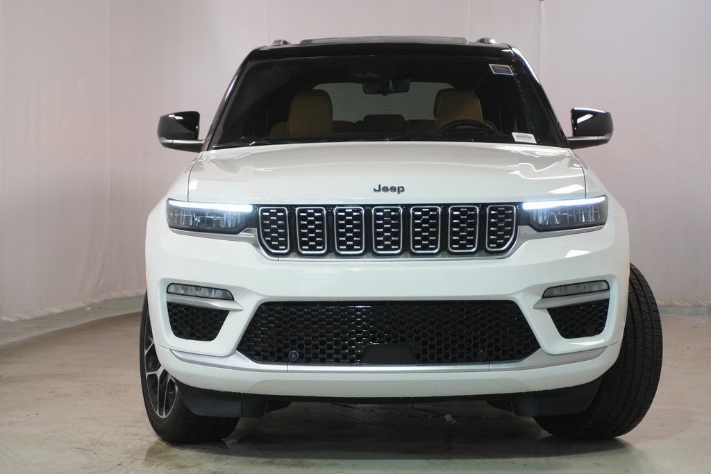 New 2023 Jeep Grand Cherokee Summit AWD/4WD image 6
