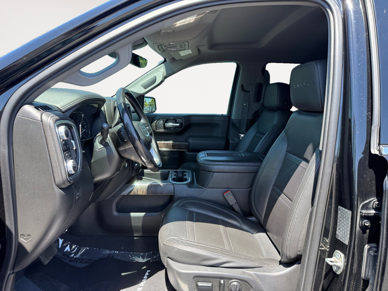 Used 2019 GMC Sierra 1500 Denali w/ Technology Package AWD/4WD image 10