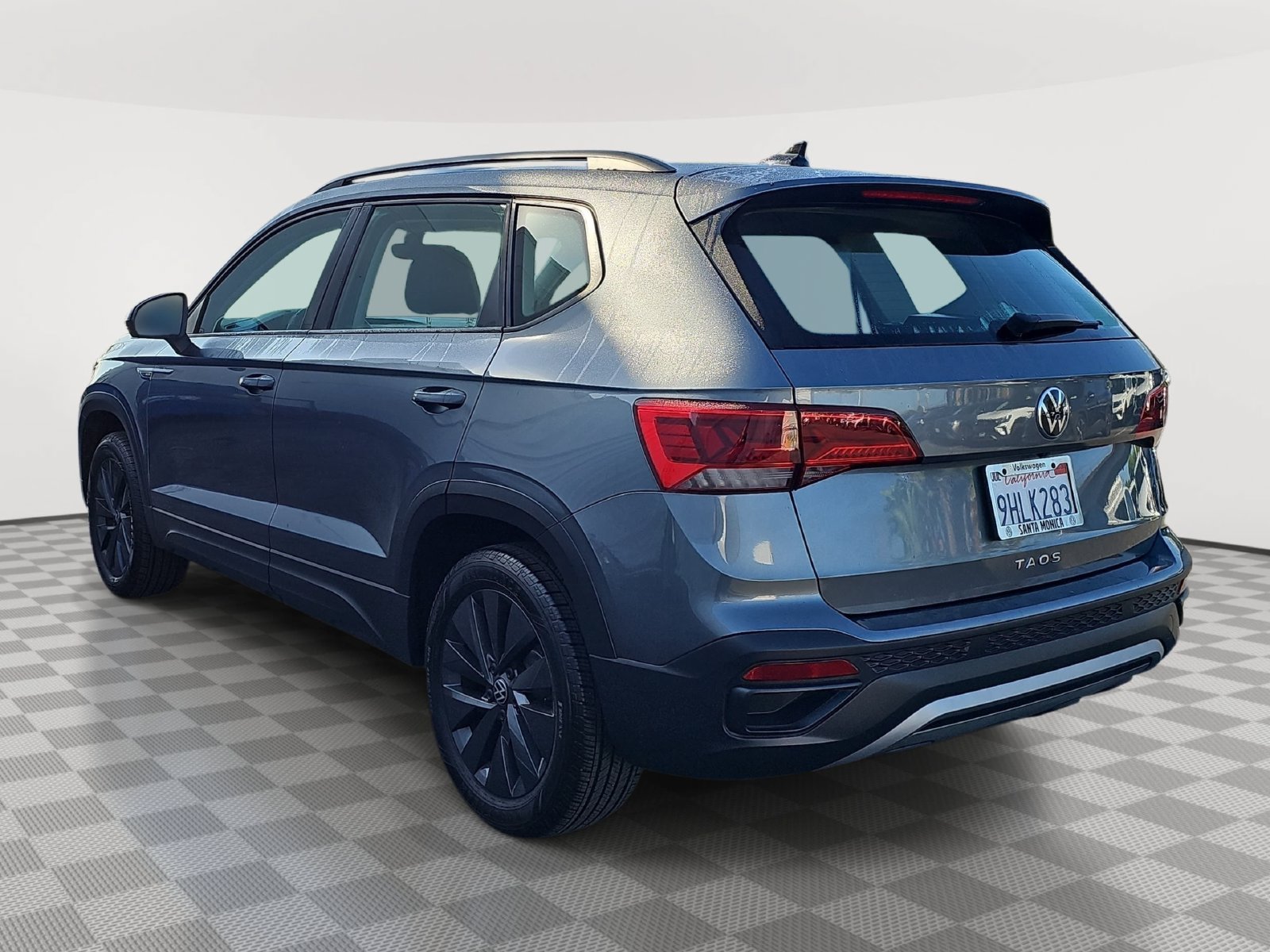 Used 2023 Volkswagen Taos S FWD image 7