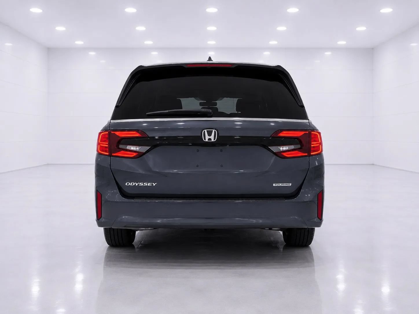 Used 2025 Honda Odyssey Touring image 4