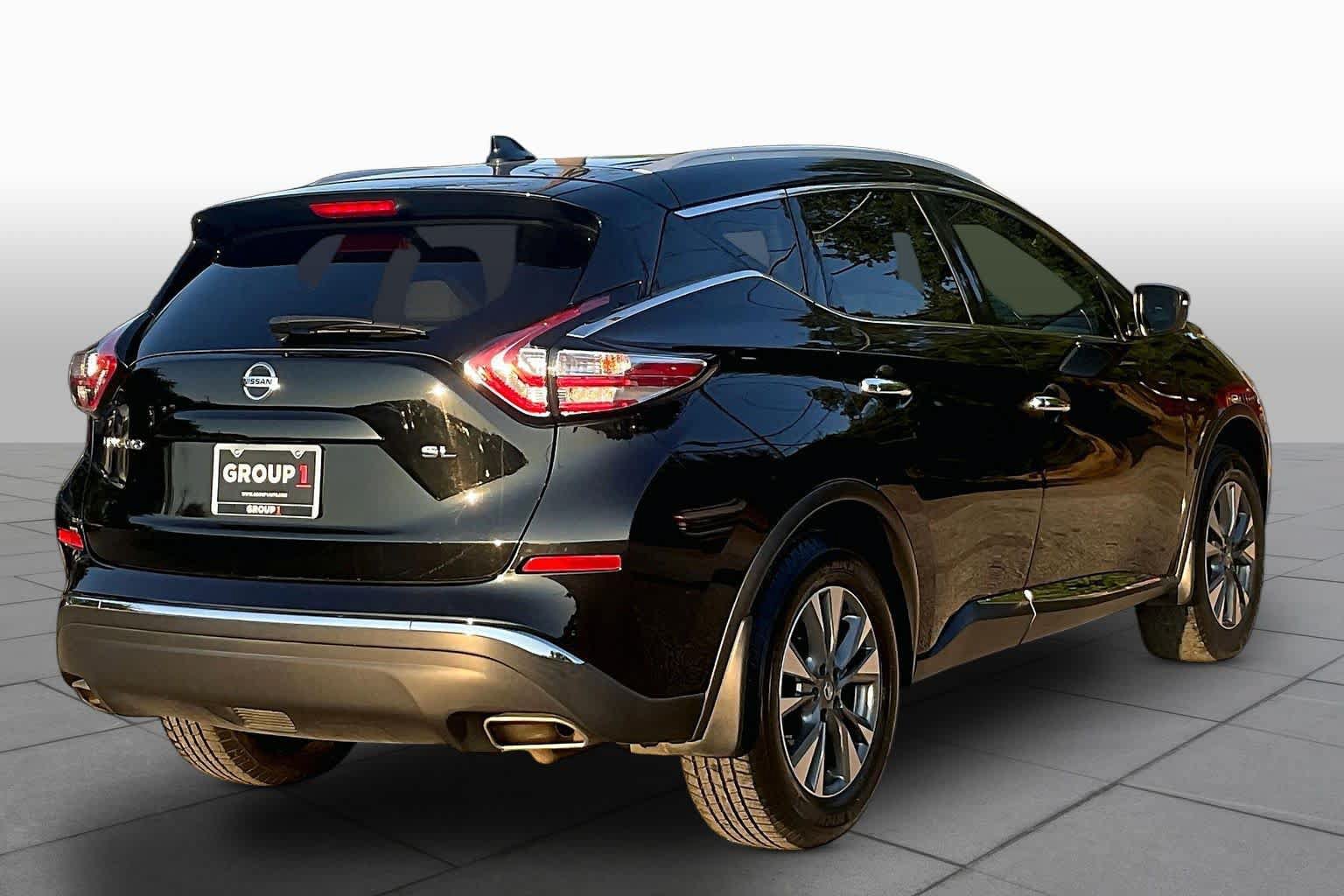 Used 2017 Nissan Murano SL w/ SL Technology Package FWD image 13