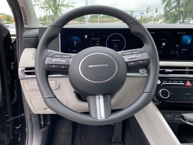 New 2025 Hyundai Tucson SEL image 18