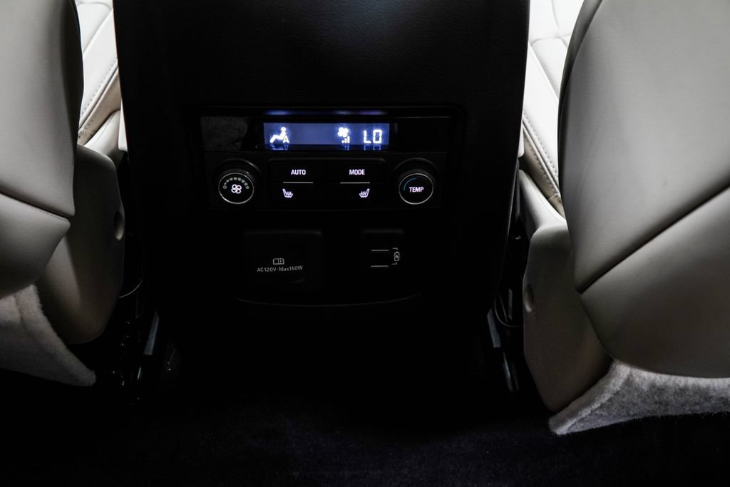 Used 2023 Buick Enclave Avenir w/ Avenir Technology Package AWD/4WD image 27