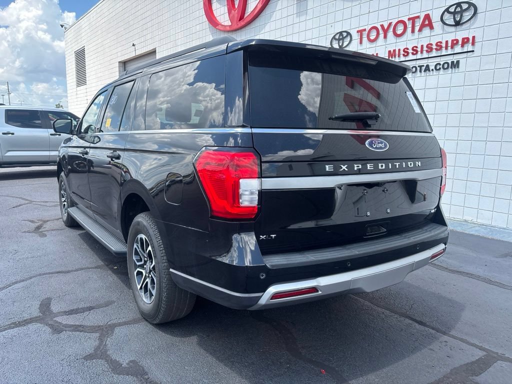 Used 2024 Ford Expedition Max XLT RWD image 6