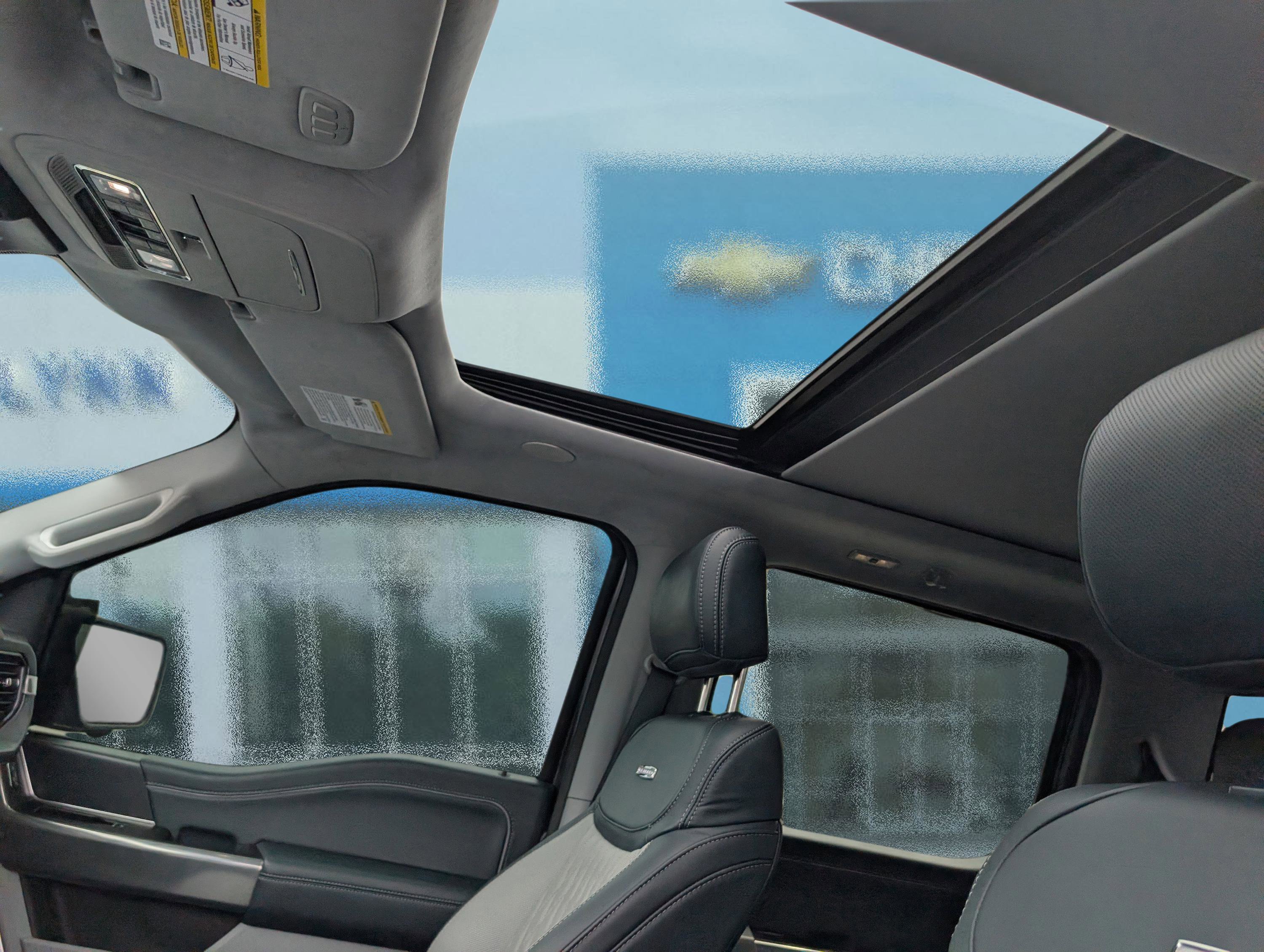 Used 2023 Ford F150 Limited image 18