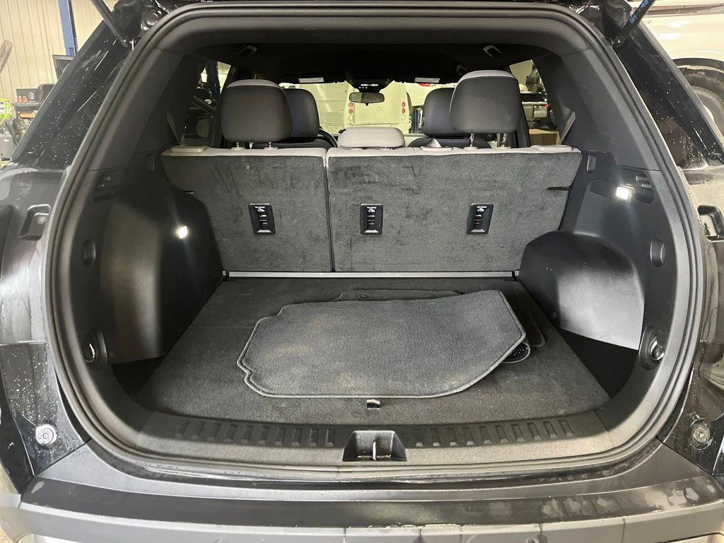 Used 2026 GMC Terrain Elevation image 17