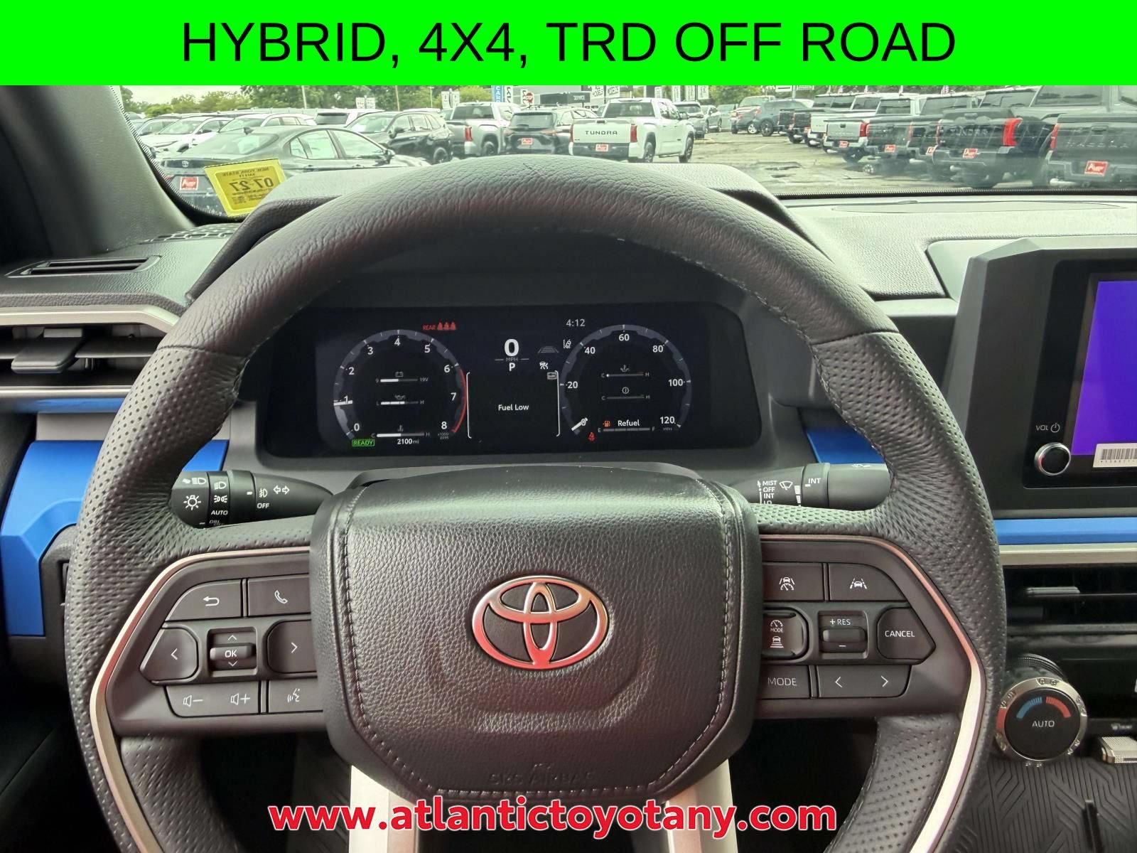 Used 2025 Toyota Tacoma TRD Off-Road AWD/4WD image 32
