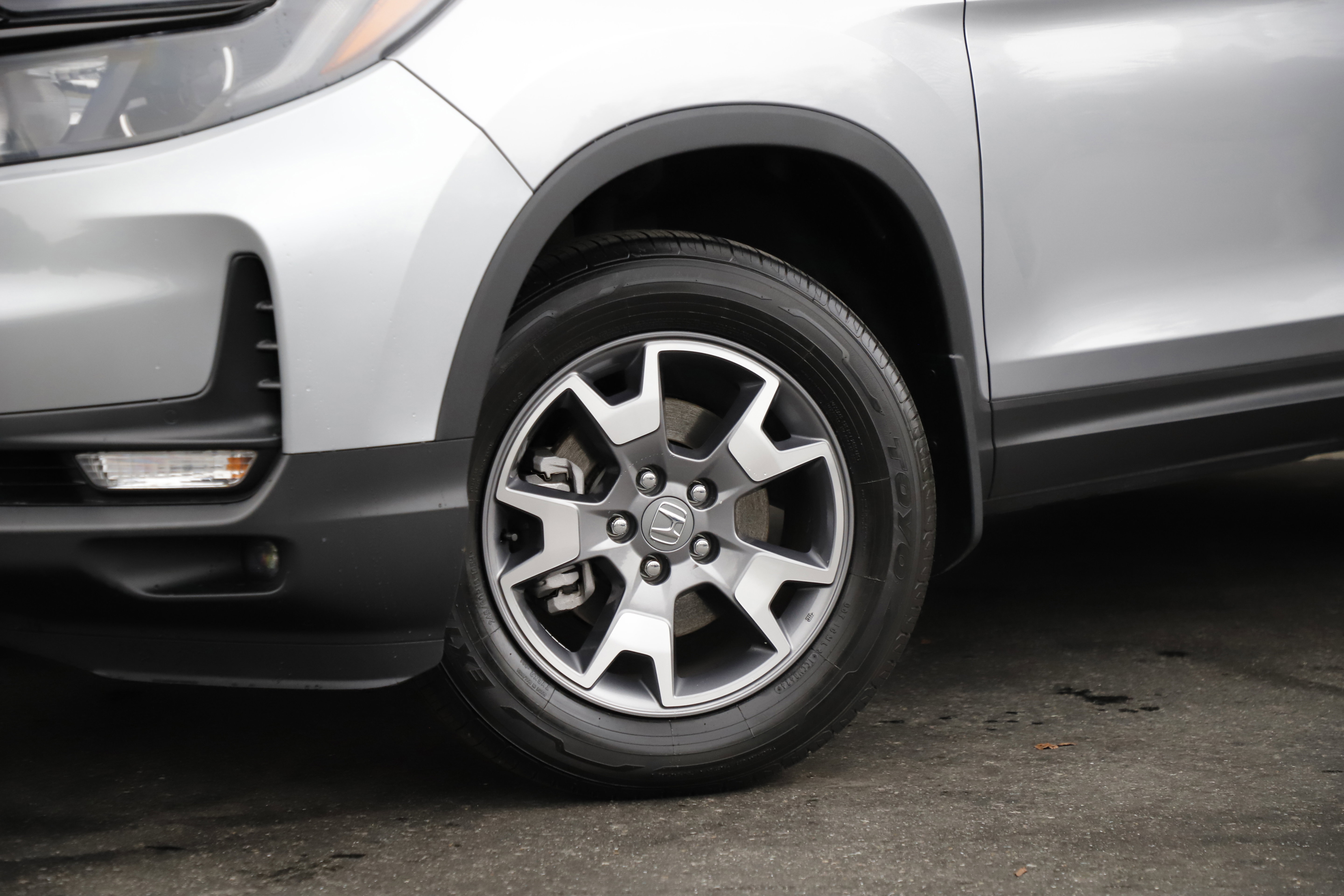 Used 2022 Honda Passport TrailSport image 2