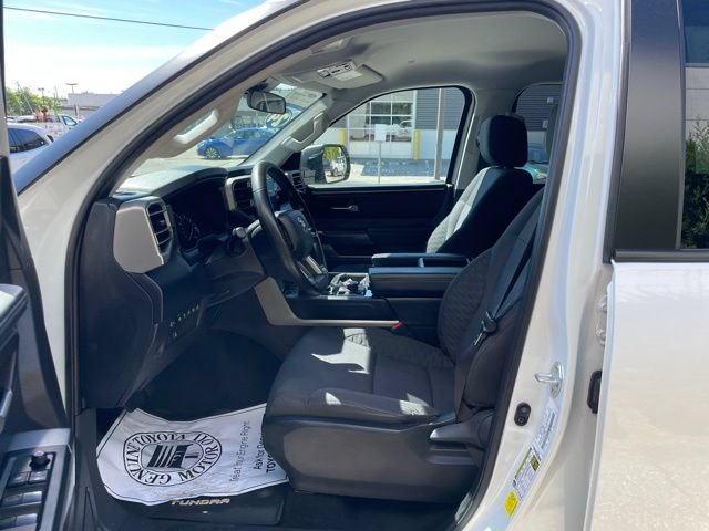 Used 2024 Toyota Tundra SR5 w/ SR5 Convenience Package AWD/4WD image 9