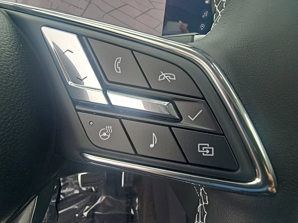 New 2025 Buick Envision Sport Touring image 18