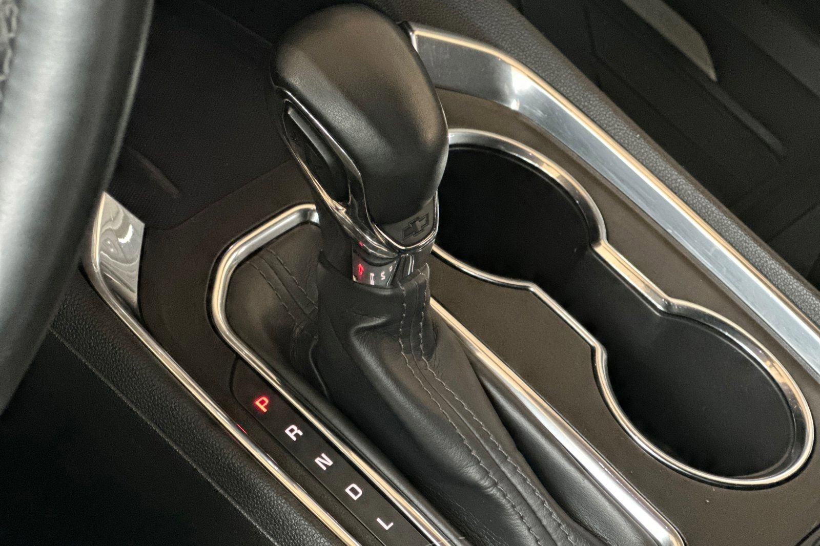 Used 2023 Chevrolet Traverse High Country w/ LPO, Floor Liner Package image 23