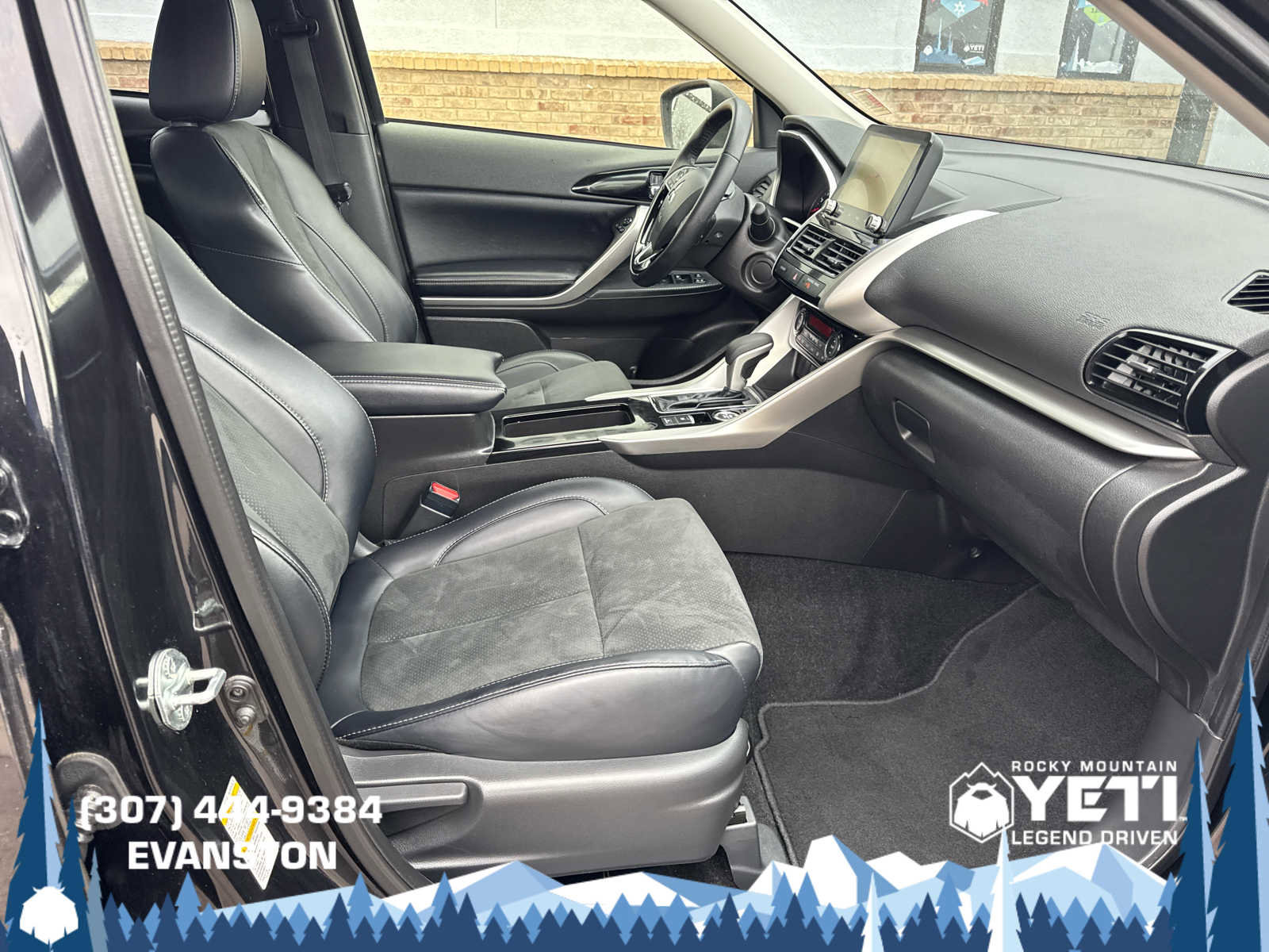 Used 2025 Mitsubishi Eclipse Cross SE AWD/4WD image 11