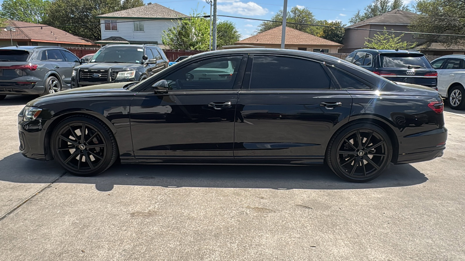 Used 2024 Audi S8 image 4