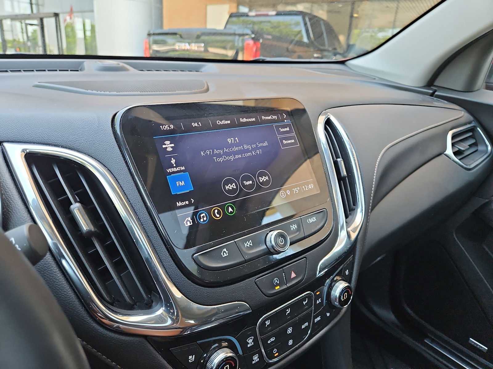 Certified 2023 Chevrolet Equinox Premier FWD image 33
