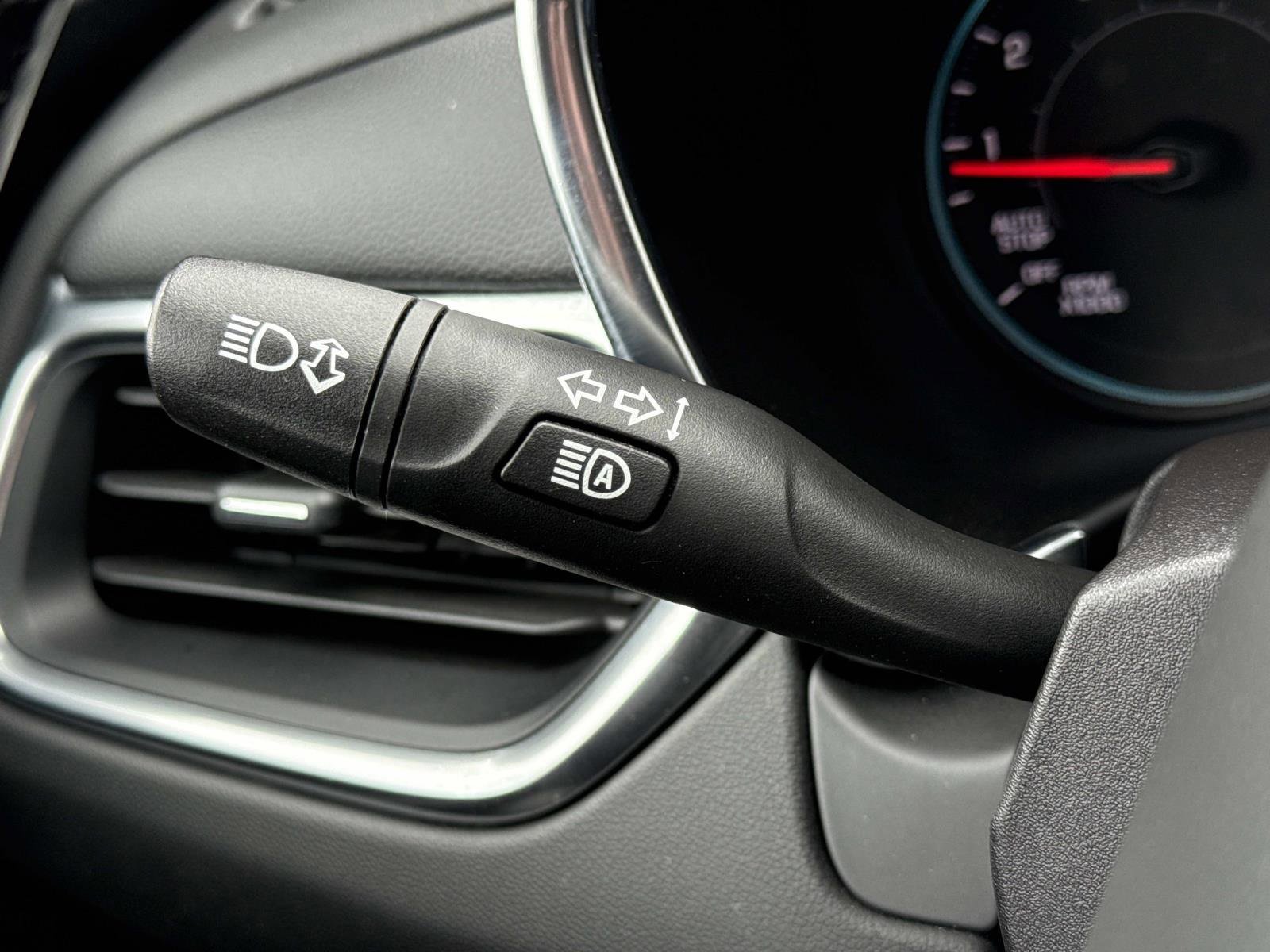 Used 2024 Chevrolet Equinox LT image 15