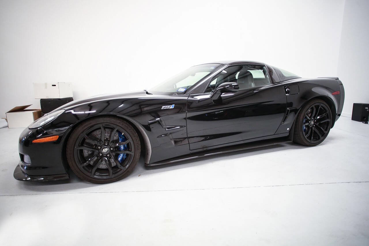 Used 2009 Chevrolet Corvette ZR1 w/ Preferred Equipment Group RWD image 4