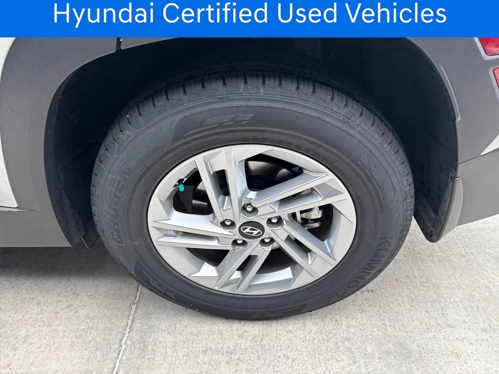 Certified 2025 Hyundai Tucson SE FWD image 10