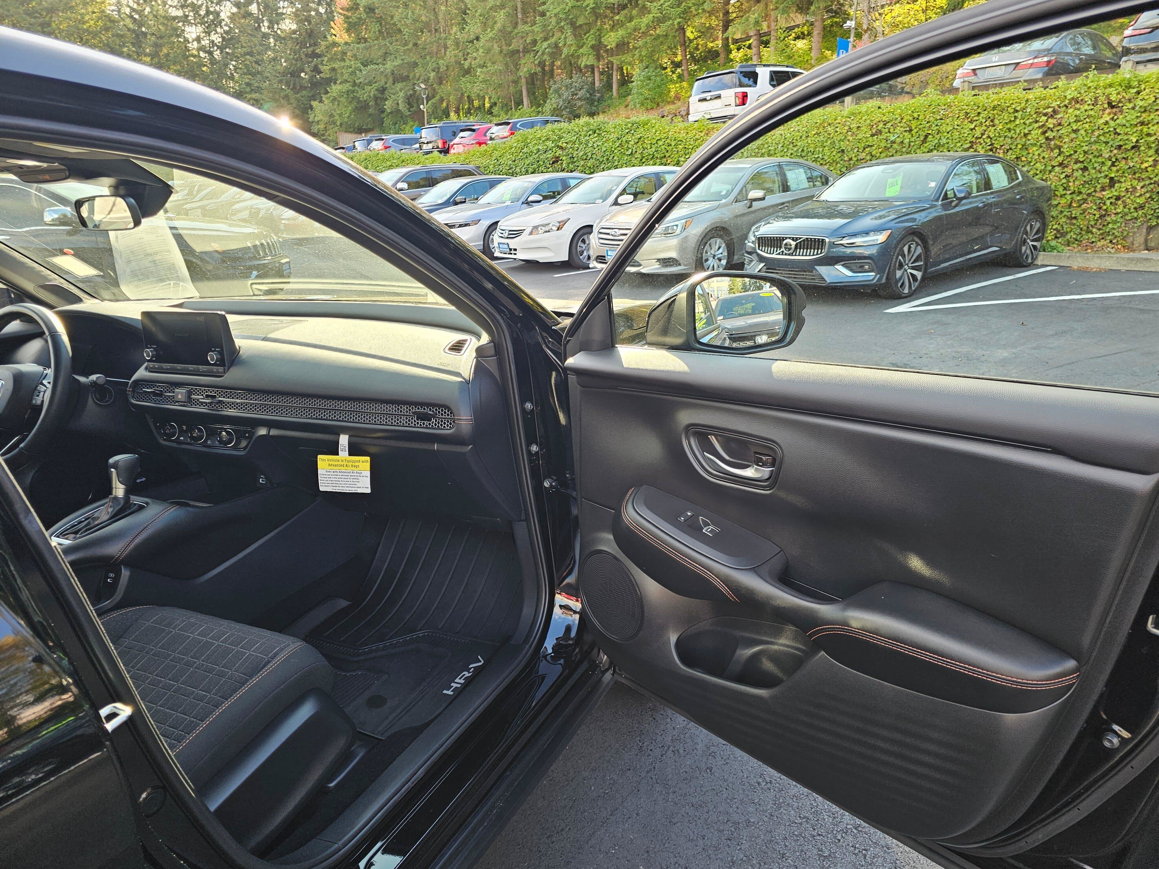 Certified 2025 Honda HR-V Sport image 12