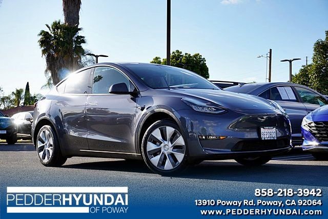 Used 2023 Tesla Model Y Long Range image 1
