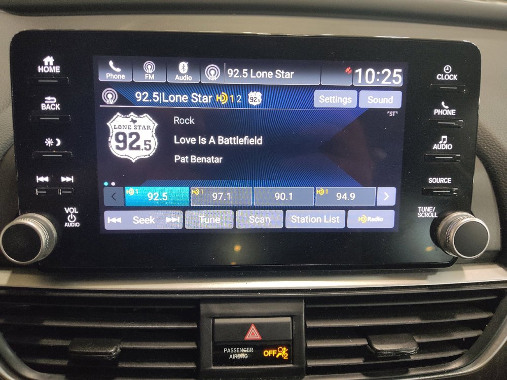 Used 2019 Honda Accord EX image 25