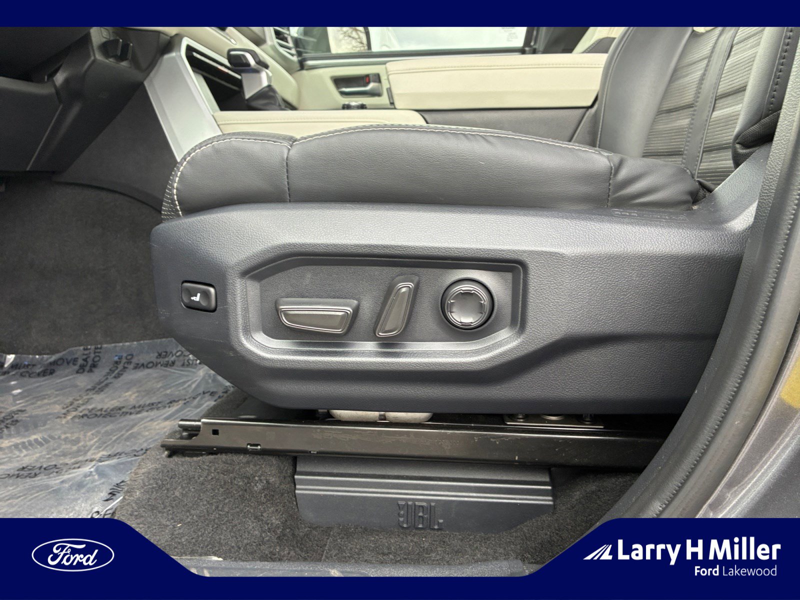 Used 2024 Toyota Sequoia Capstone image 14