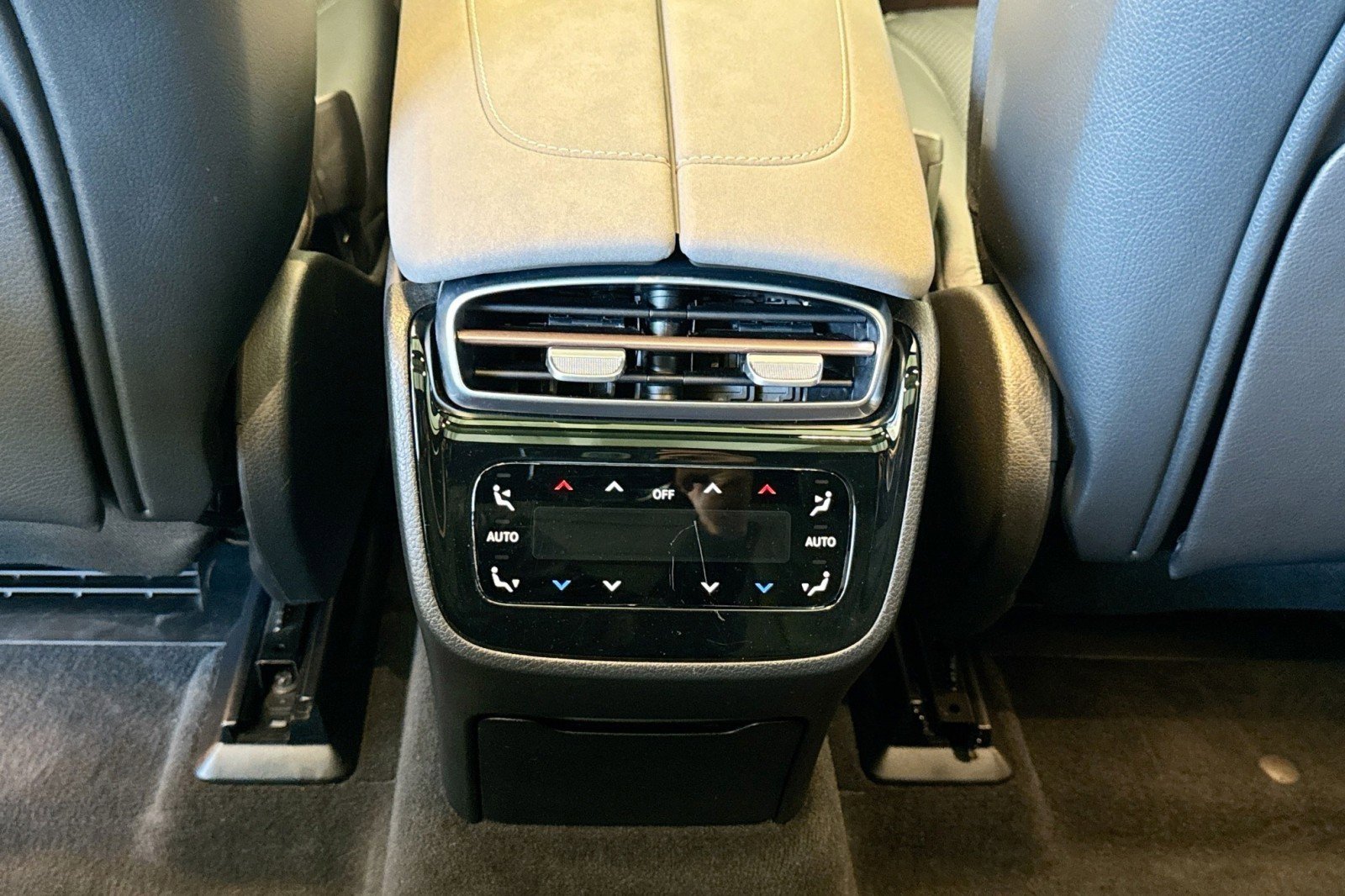 Certified 2023 Mercedes-Benz EQS 450+ 4MATIC SUV image 24