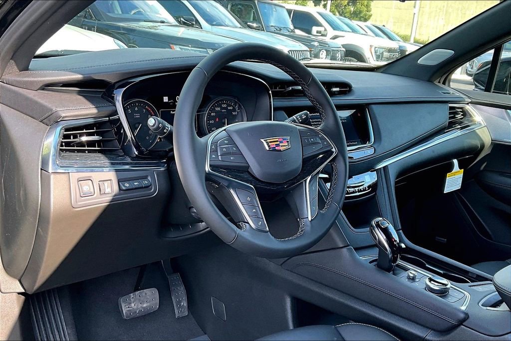 New 2026 Cadillac XT5 Premium Luxury w/ Driver Assist Package image 9