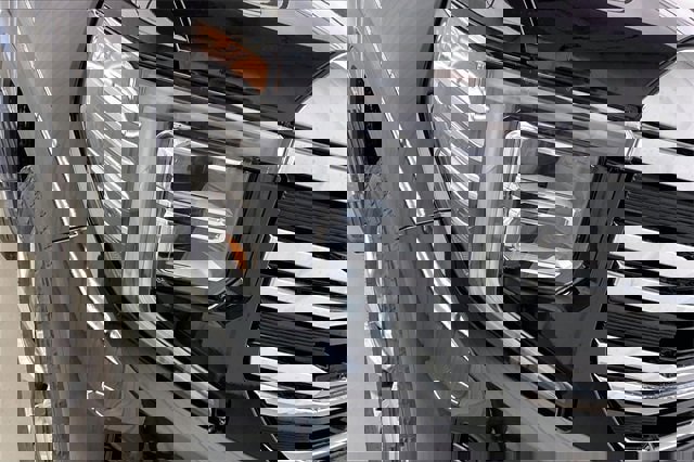 New 2026 GMC Sierra 1500 SLT w/ SLT Premium Package image 16