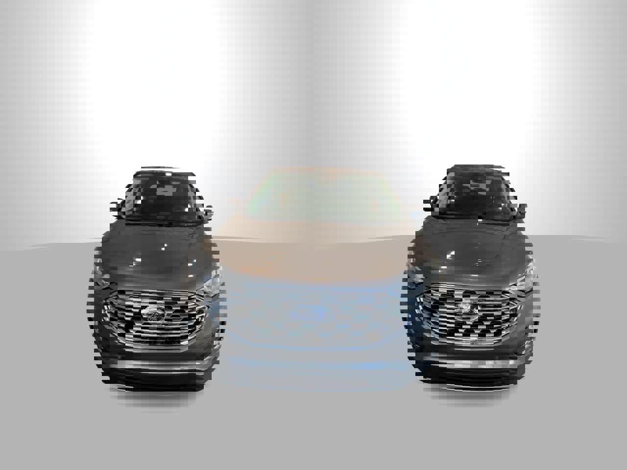 Used 2022 Ford Edge Titanium image 3