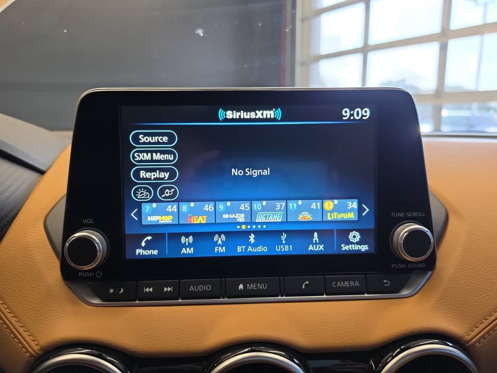 Used 2024 Nissan Sentra SV w/ SV Premium Package FWD image 24