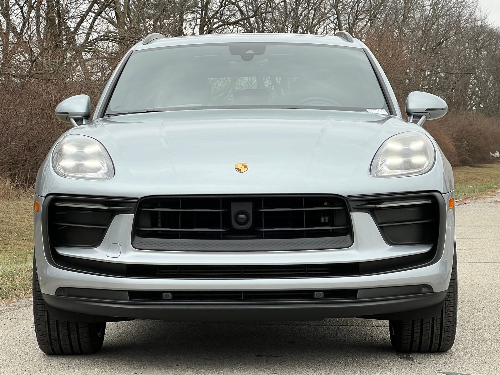 Certified 2025 Porsche Macan AWD/4WD image 7