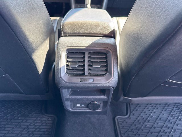 Used 2022 Volkswagen Tiguan SE FWD image 25