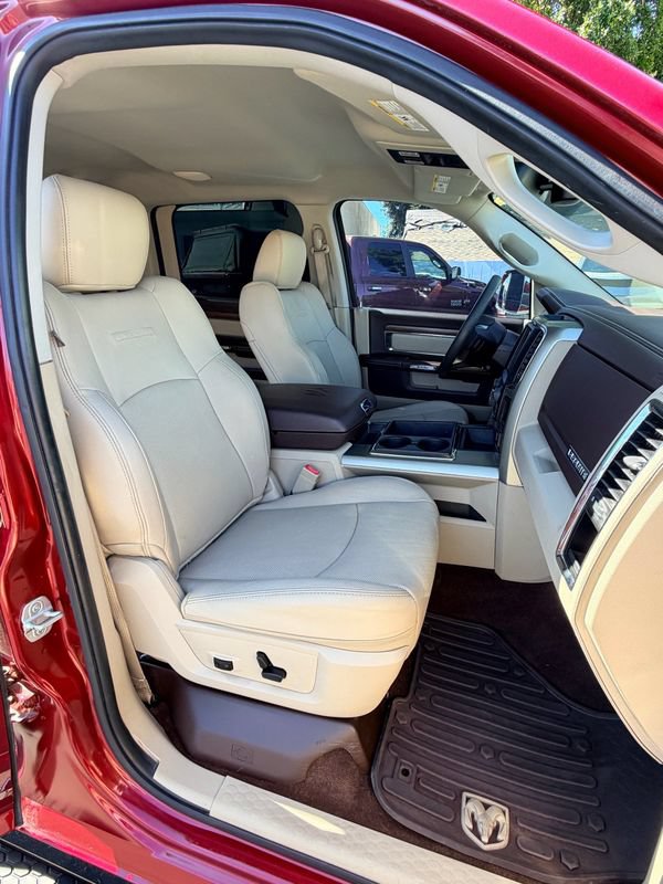 Used 2014 RAM 1500 Laramie w/ Convenience Group RWD image 20